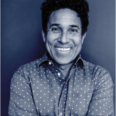 Oscar Nuñez headshot
