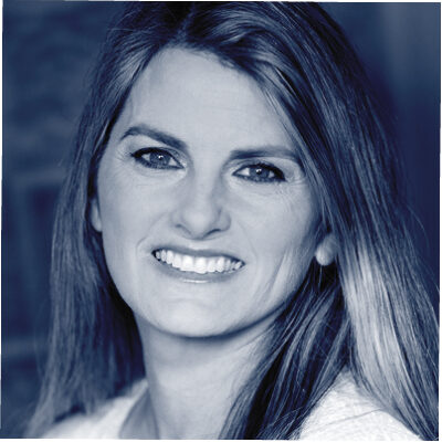 Bonnie Comely headshot